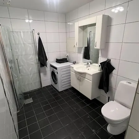 Lägenhet Sentral Og Moderne Leilighet *